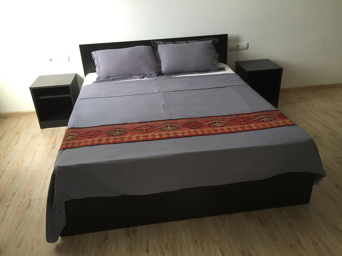Ossanna Hotel Ереван Екстериор снимка